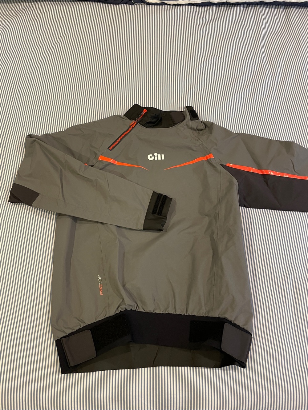 Gill spray top